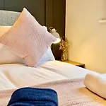 Barbican Loft - With Free Parking