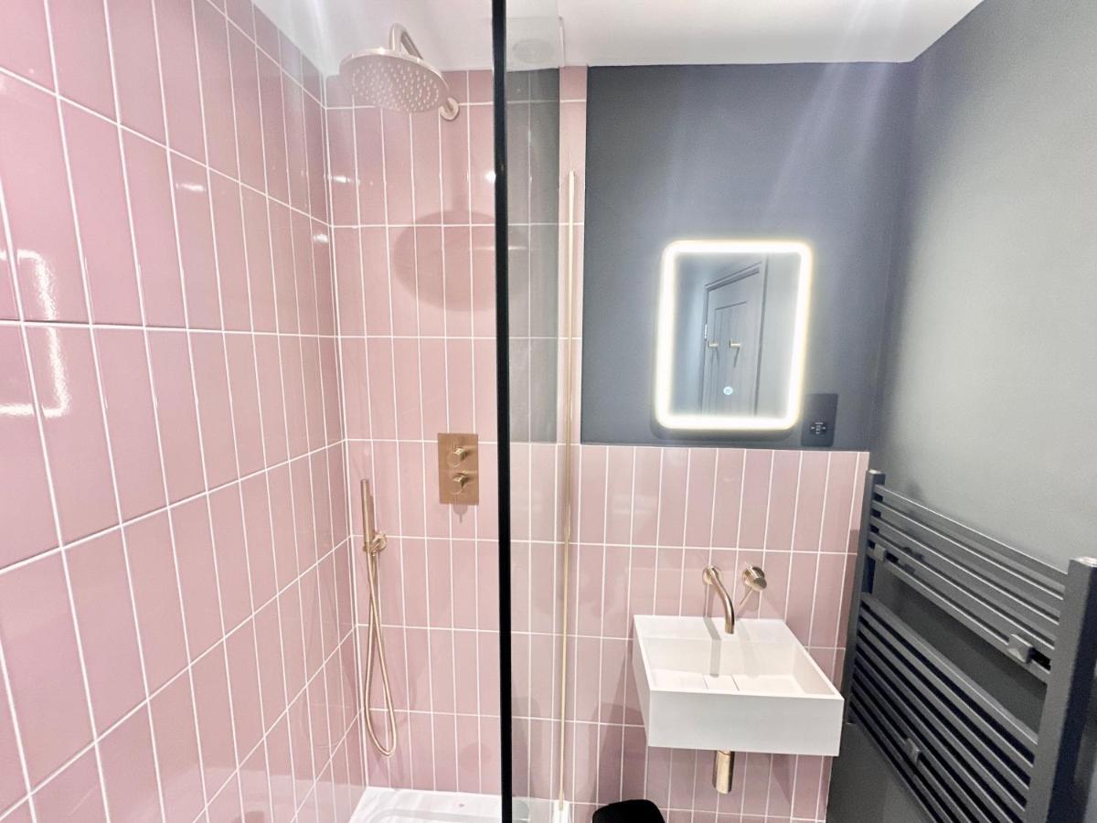 Barbican Loft - With Free Parking